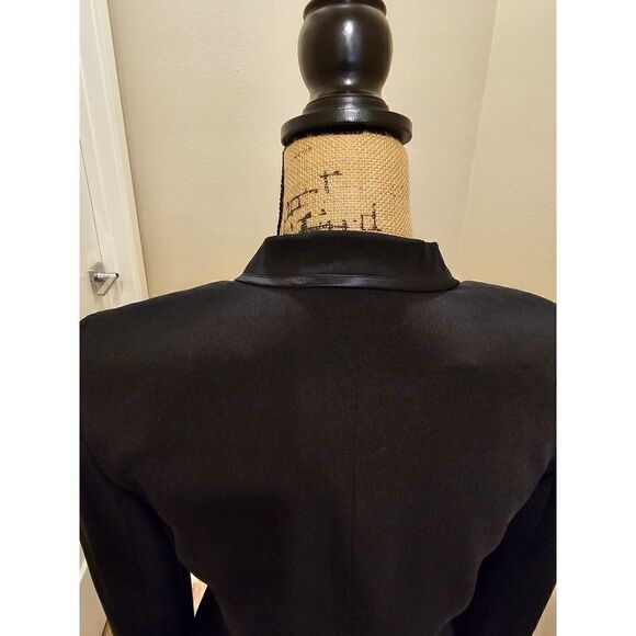 Ann Taylor Loft Silk Blazer with Satin Trim Size 2P - Picture 7 of 10